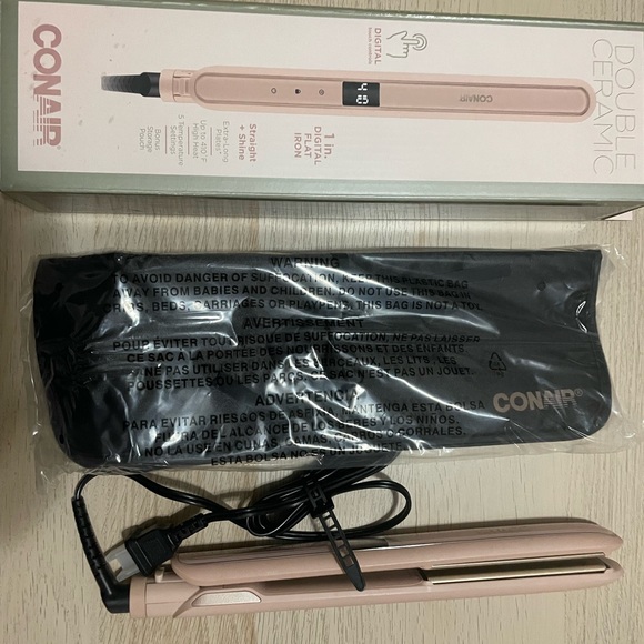 Conair double ceramic 1” digital touch flat iron✨ New - Picture 7 of 8